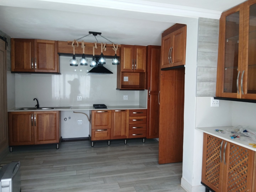3 Bedroom Property for Sale in Saxonwold Gauteng