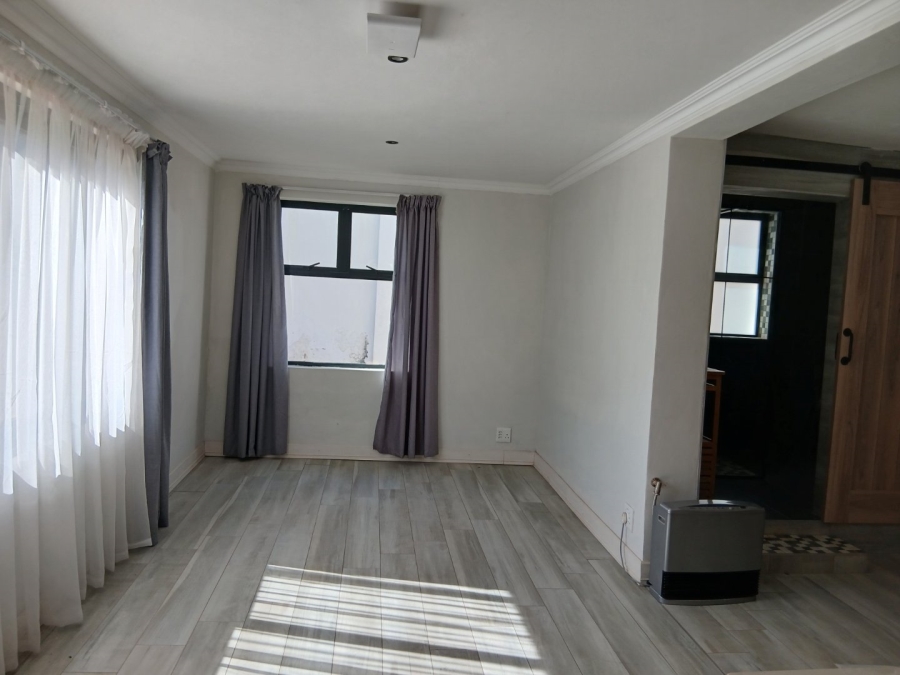 3 Bedroom Property for Sale in Saxonwold Gauteng