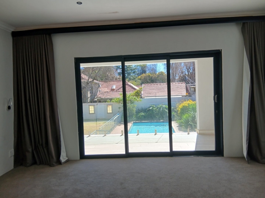 3 Bedroom Property for Sale in Saxonwold Gauteng
