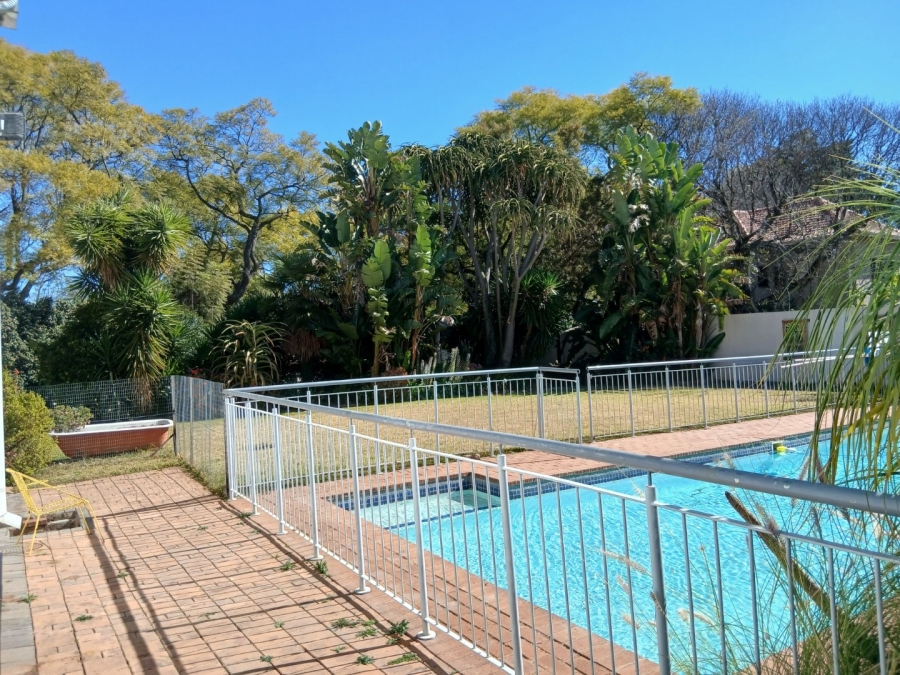 3 Bedroom Property for Sale in Saxonwold Gauteng