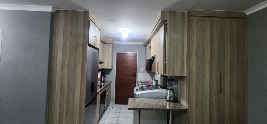 3 Bedroom Property for Sale in Sky City Gauteng
