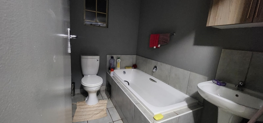 3 Bedroom Property for Sale in Sky City Gauteng