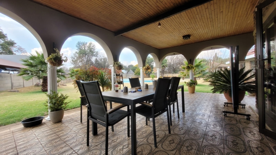 5 Bedroom Property for Sale in Three Rivers East Gauteng