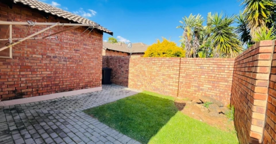 3 Bedroom Property for Sale in Heuwelsig Estate Gauteng