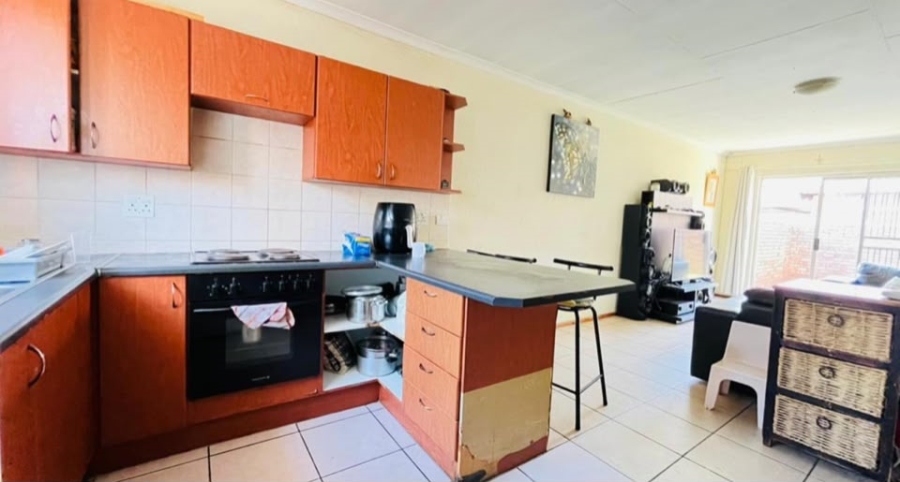 3 Bedroom Property for Sale in Heuwelsig Estate Gauteng