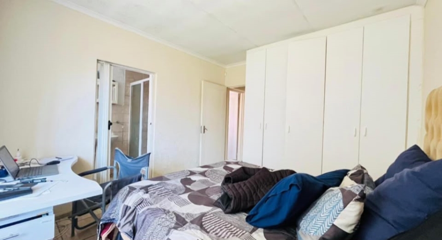 3 Bedroom Property for Sale in Heuwelsig Estate Gauteng
