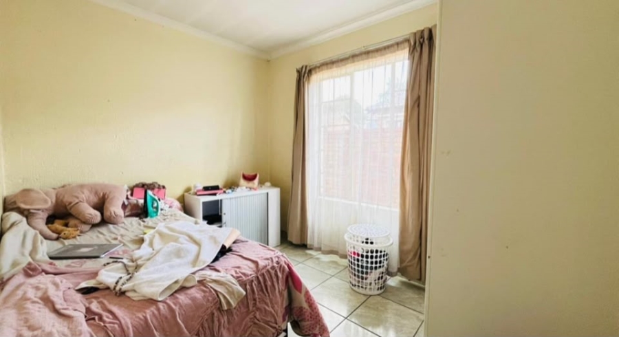 3 Bedroom Property for Sale in Heuwelsig Estate Gauteng