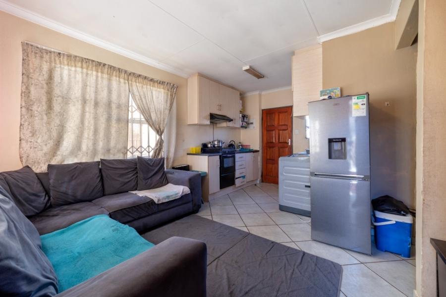 2 Bedroom Property for Sale in Witpoortjie Gauteng