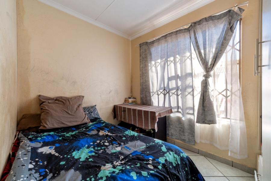 2 Bedroom Property for Sale in Witpoortjie Gauteng