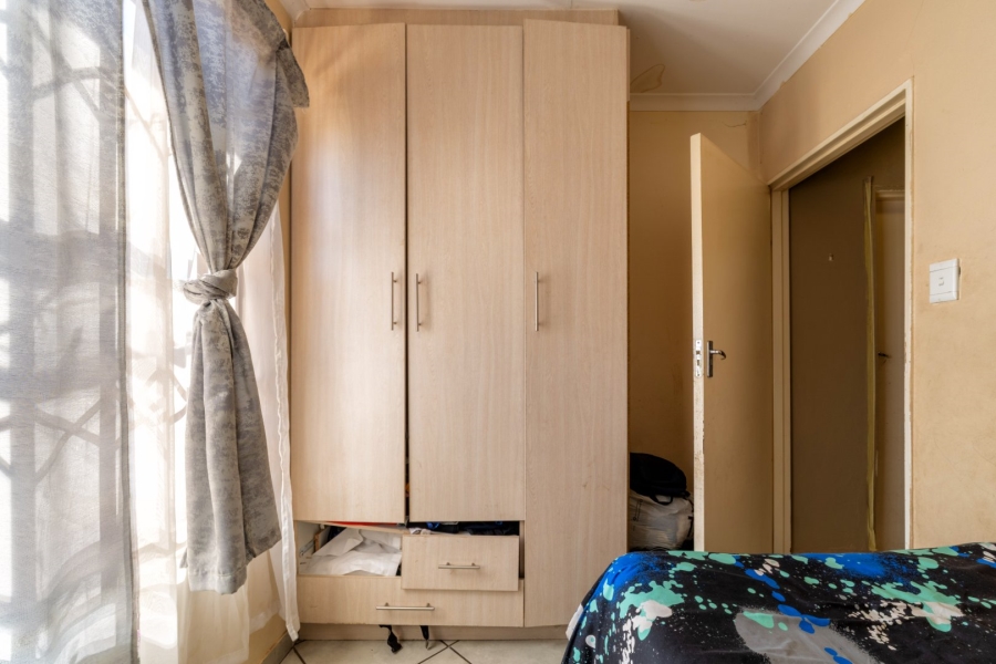2 Bedroom Property for Sale in Witpoortjie Gauteng