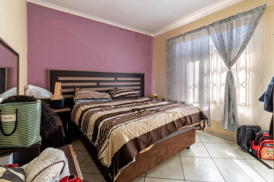 2 Bedroom Property for Sale in Witpoortjie Gauteng