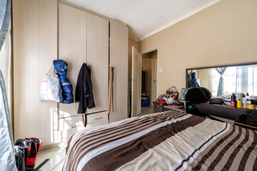 2 Bedroom Property for Sale in Witpoortjie Gauteng