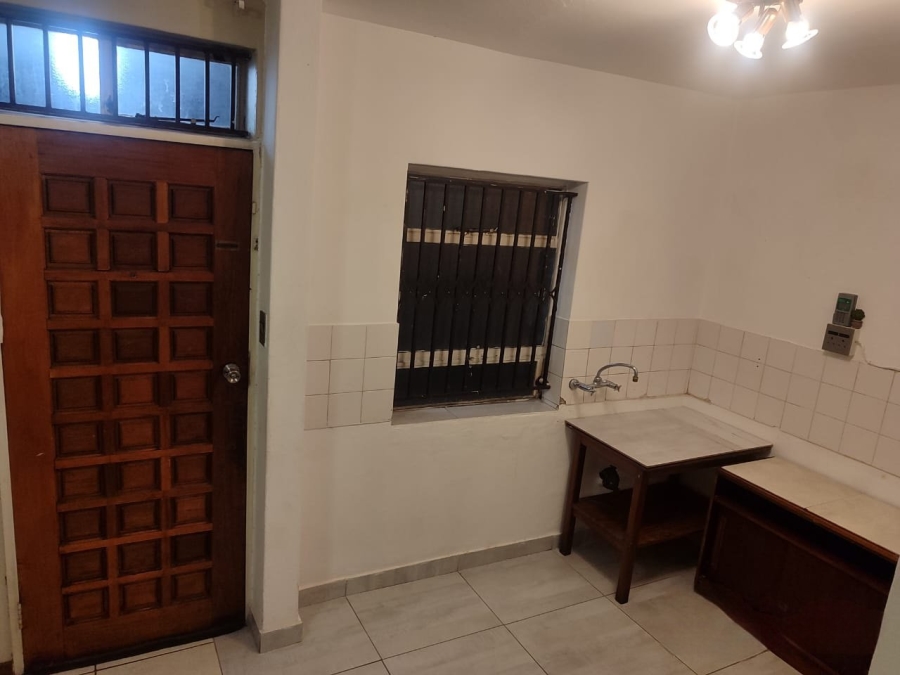 2 Bedroom Property for Sale in Gezina Gauteng