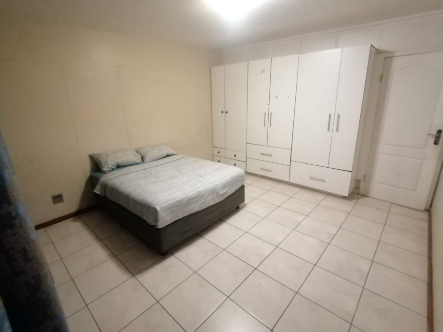 2 Bedroom Property for Sale in Gezina Gauteng