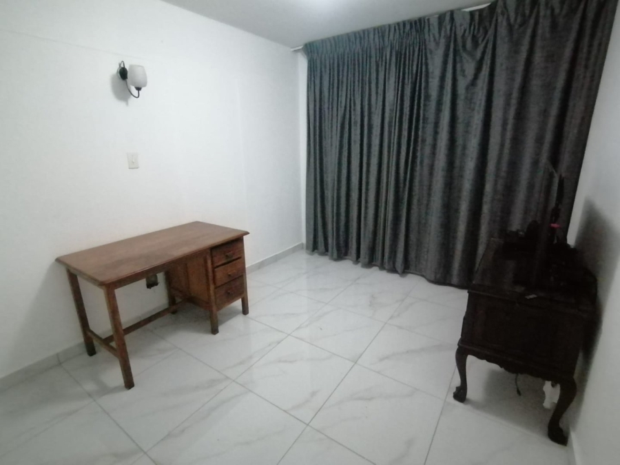 2 Bedroom Property for Sale in Gezina Gauteng
