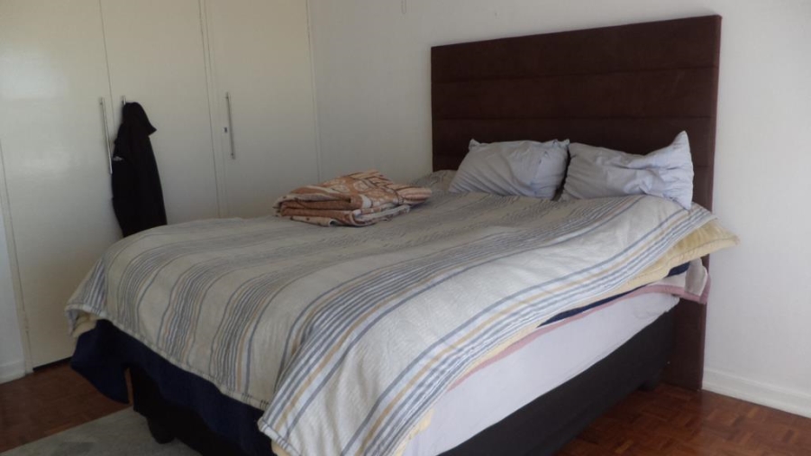 1 Bedroom Property for Sale in Edenvale Central Gauteng