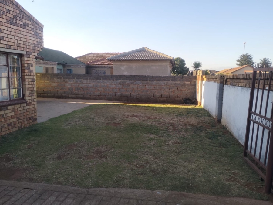 3 Bedroom Property for Sale in Vosloorus Gauteng