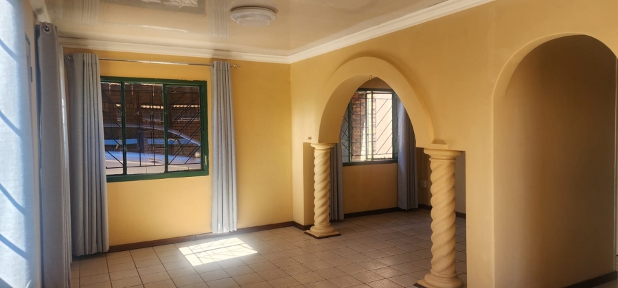 4 Bedroom Property for Sale in Lenasia South Gauteng