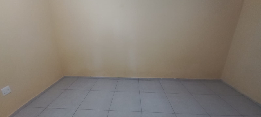 4 Bedroom Property for Sale in Lenasia South Gauteng