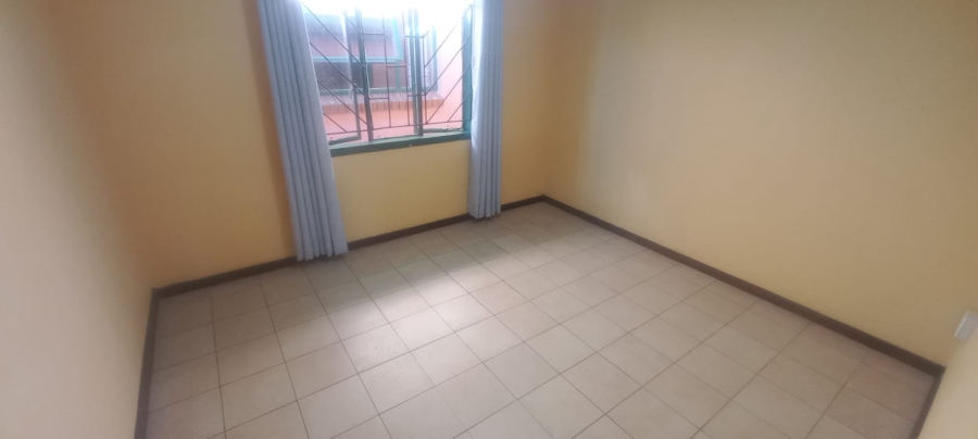 4 Bedroom Property for Sale in Lenasia South Gauteng
