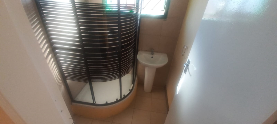 4 Bedroom Property for Sale in Lenasia South Gauteng