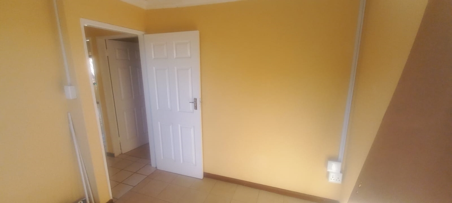 4 Bedroom Property for Sale in Lenasia South Gauteng