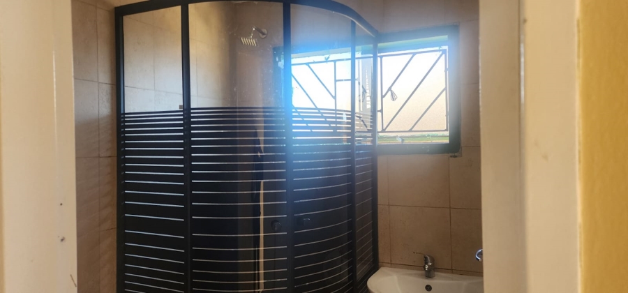 4 Bedroom Property for Sale in Lenasia South Gauteng