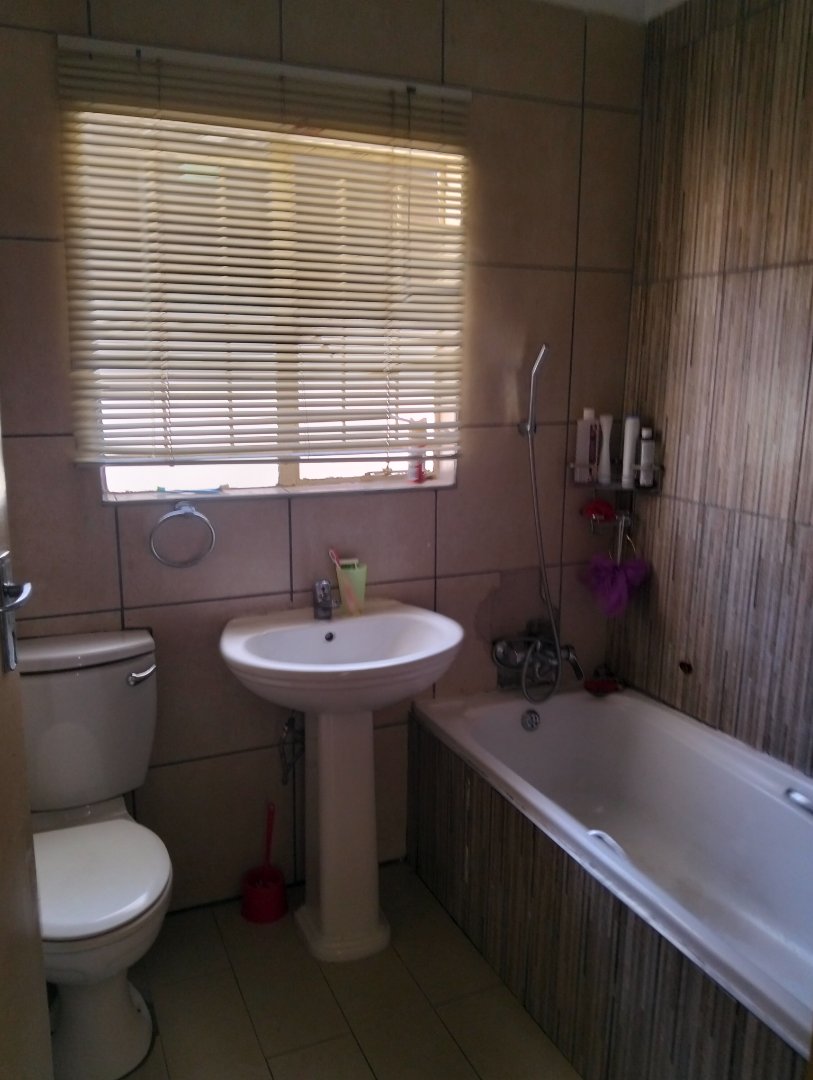 2 Bedroom Property for Sale in Elandspoort Gauteng