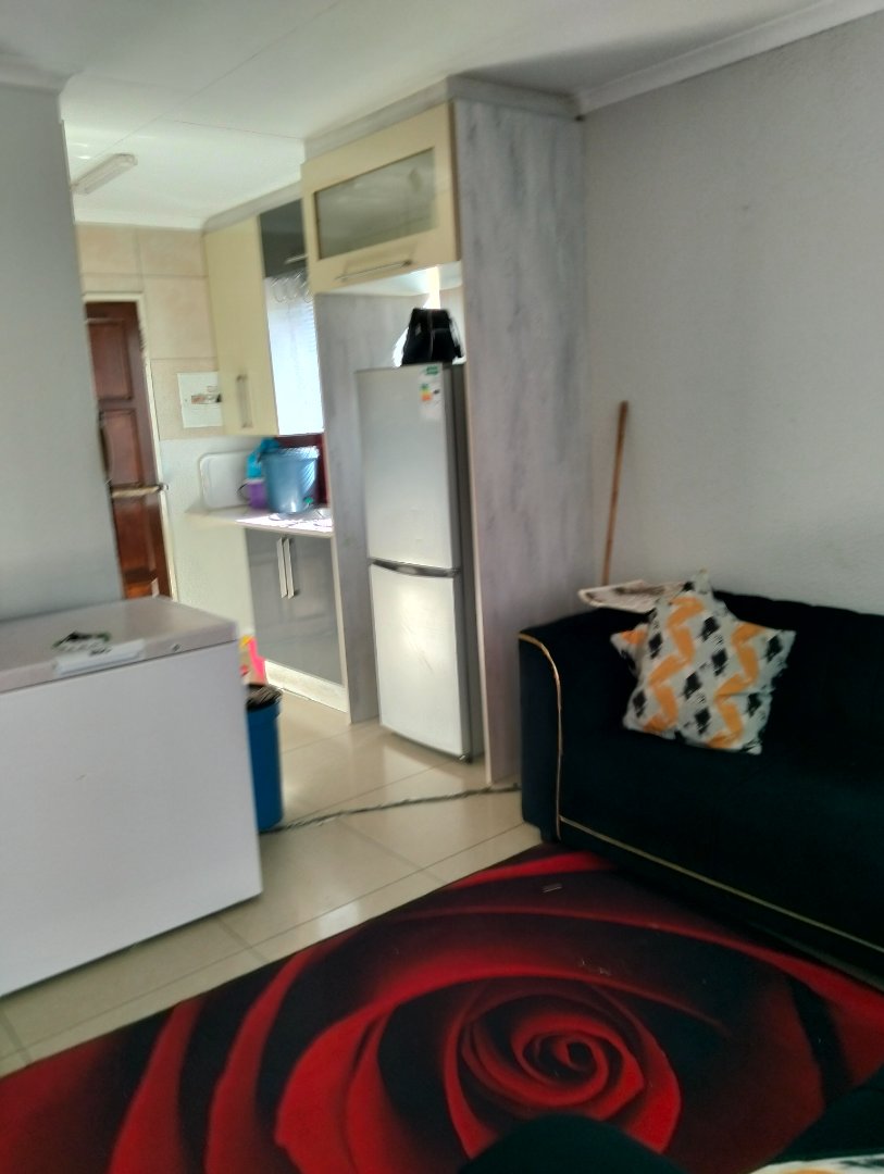 2 Bedroom Property for Sale in Elandspoort Gauteng