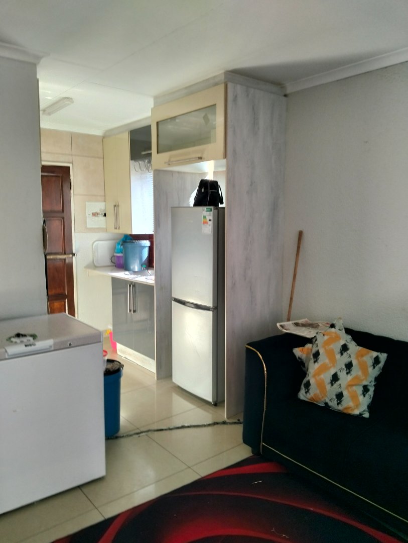 2 Bedroom Property for Sale in Elandspoort Gauteng
