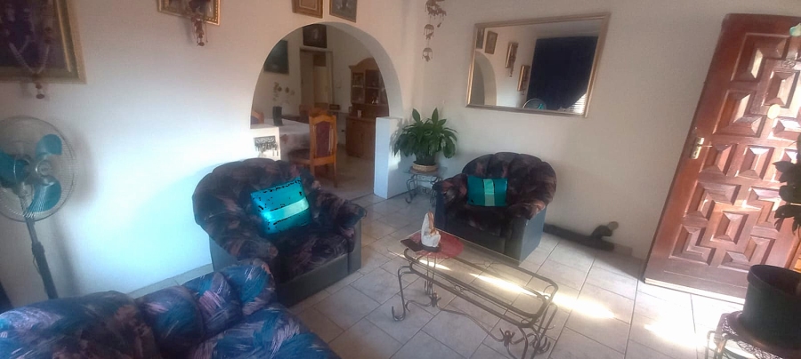 2 Bedroom Property for Sale in Lenasia Ext 5 Gauteng