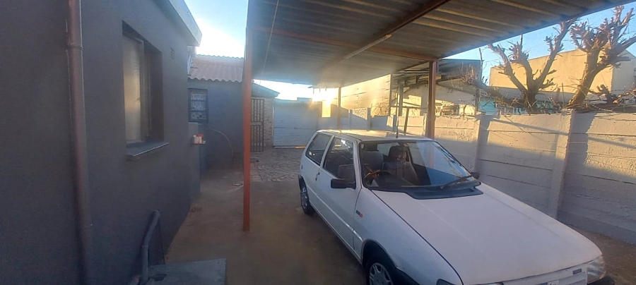 2 Bedroom Property for Sale in Lenasia Ext 5 Gauteng