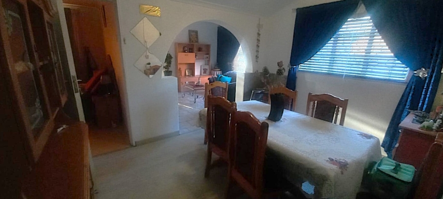 2 Bedroom Property for Sale in Lenasia Ext 5 Gauteng