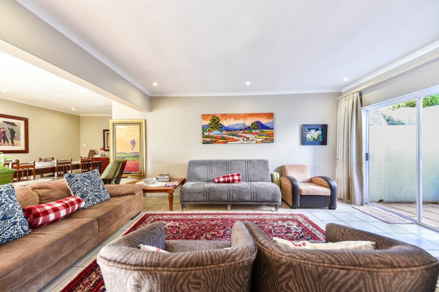 2 Bedroom Property for Sale in Silver Lakes Golf Estate Gauteng