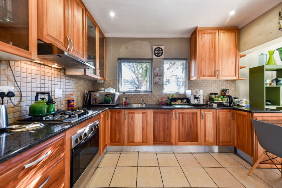 2 Bedroom Property for Sale in Silver Lakes Golf Estate Gauteng