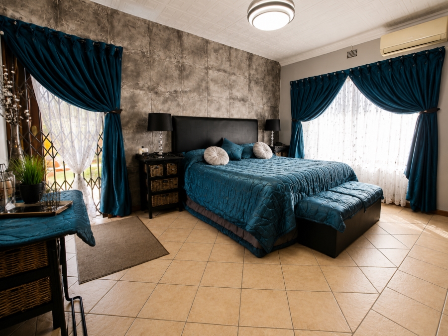 3 Bedroom Property for Sale in Vanderbijlpark SE 4 Gauteng