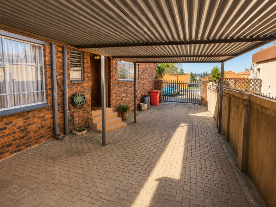 3 Bedroom Property for Sale in Vanderbijlpark SE 4 Gauteng