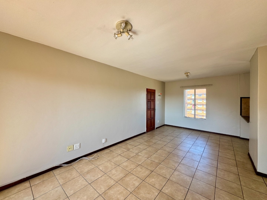 3 Bedroom Property for Sale in Die Hoewes Gauteng