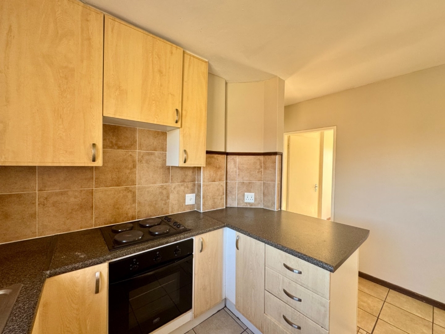 3 Bedroom Property for Sale in Die Hoewes Gauteng
