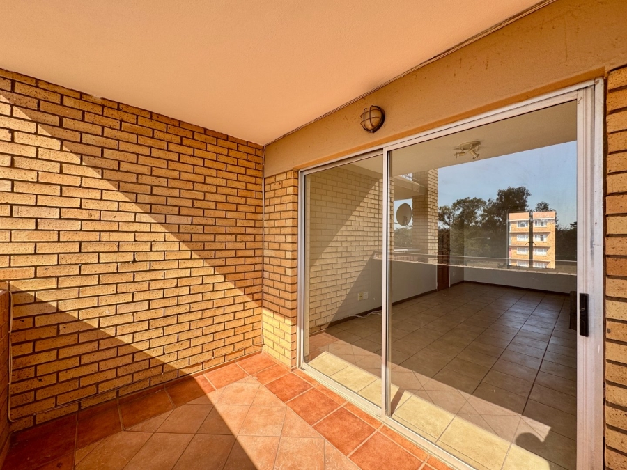 3 Bedroom Property for Sale in Die Hoewes Gauteng