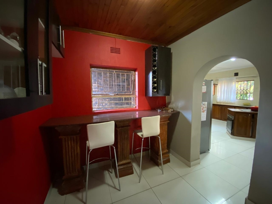 4 Bedroom Property for Sale in Crystal Park Gauteng