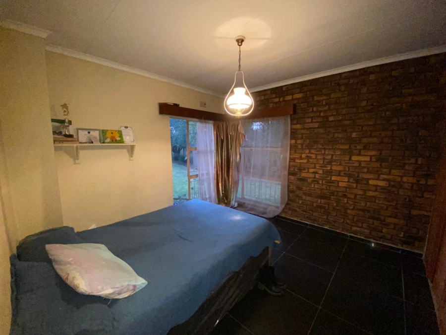 4 Bedroom Property for Sale in Crystal Park Gauteng