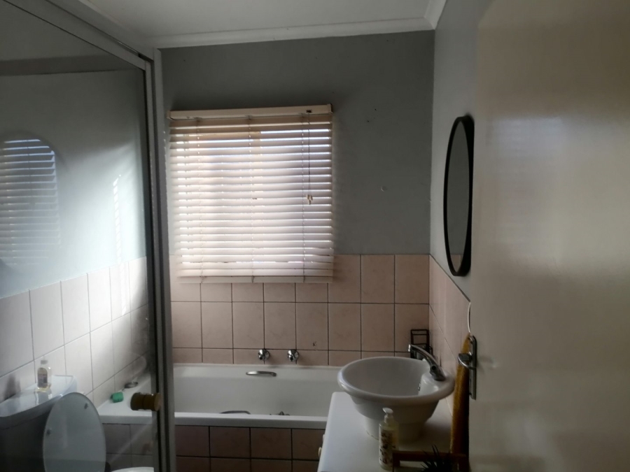 2 Bedroom Property for Sale in Witfield Gauteng