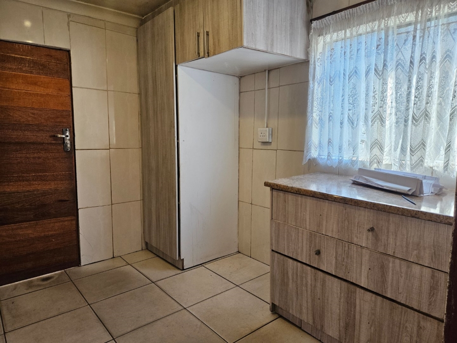 2 Bedroom Property for Sale in Daveyton Gauteng