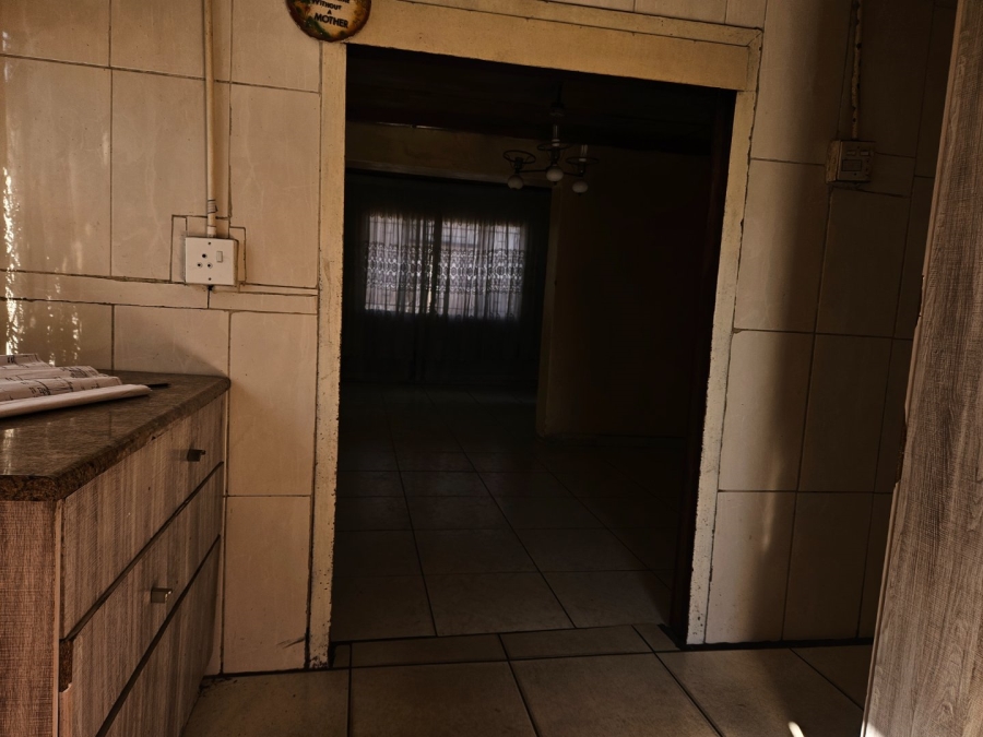 2 Bedroom Property for Sale in Daveyton Gauteng