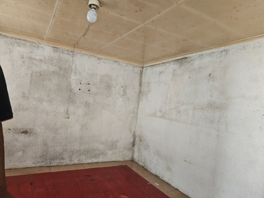 2 Bedroom Property for Sale in Daveyton Gauteng