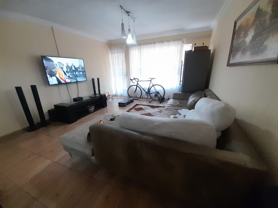 2 Bedroom Property for Sale in Ferndale Gauteng