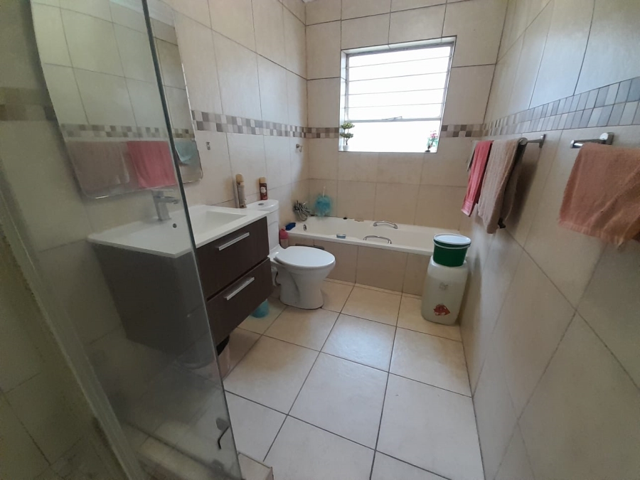 2 Bedroom Property for Sale in Ferndale Gauteng