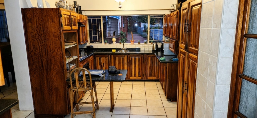 5 Bedroom Property for Sale in Murrayfield Gauteng