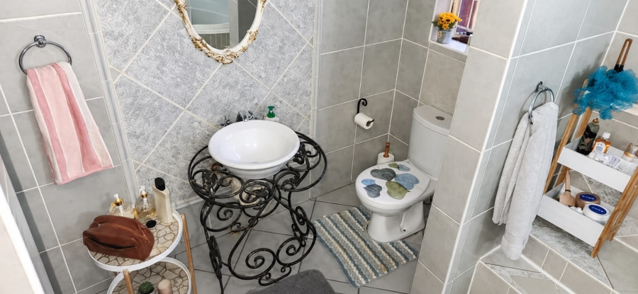 5 Bedroom Property for Sale in Murrayfield Gauteng